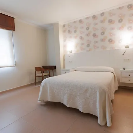 Hotel O Cruceiro Caldas De Reis Esterno foto