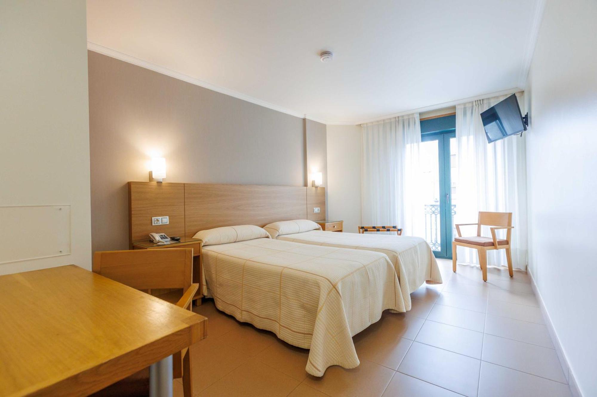 Hotel O Cruceiro *